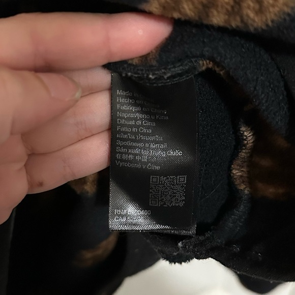 Kavu Black Fleece Zip Pullover with Brown Pinecone Print - Women’s - Picture 4 of 7